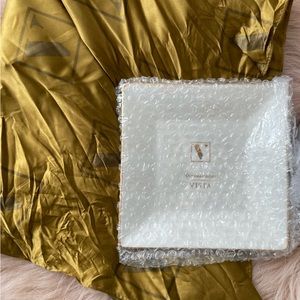 Oceanic Cruise Vista plate and scarf